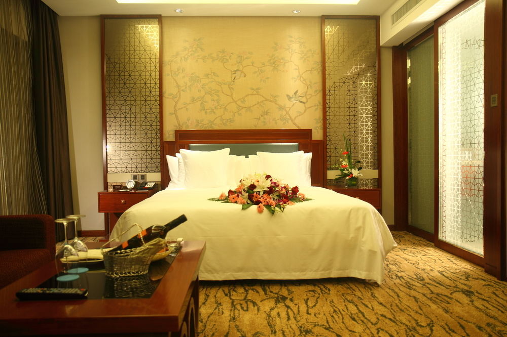 Gloria Grand Hotel Wuxi Wuxi  Eksteriør billede